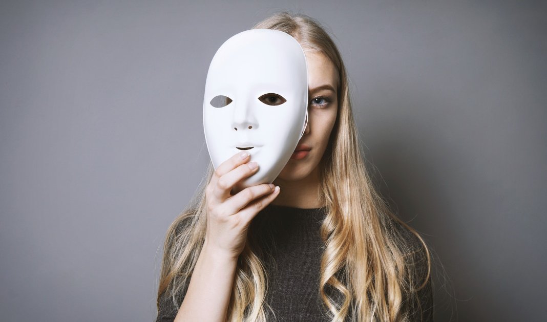 Anonimato, autoría y poder: lo que revelan los seudónimos